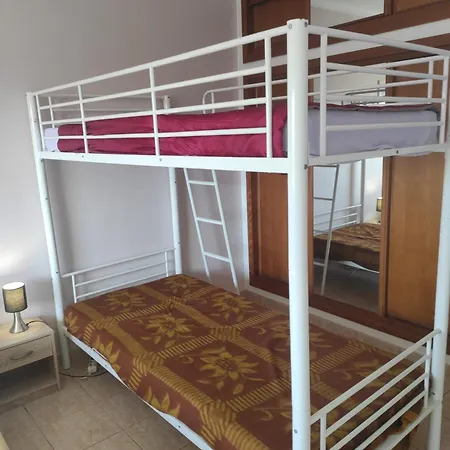 דירה Three Bedroom - *